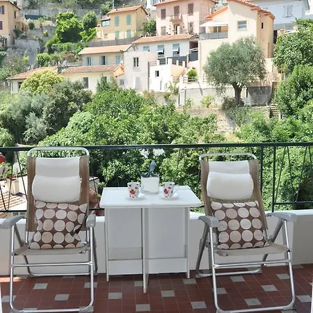 Le Christina-la Madeleine Apartment *